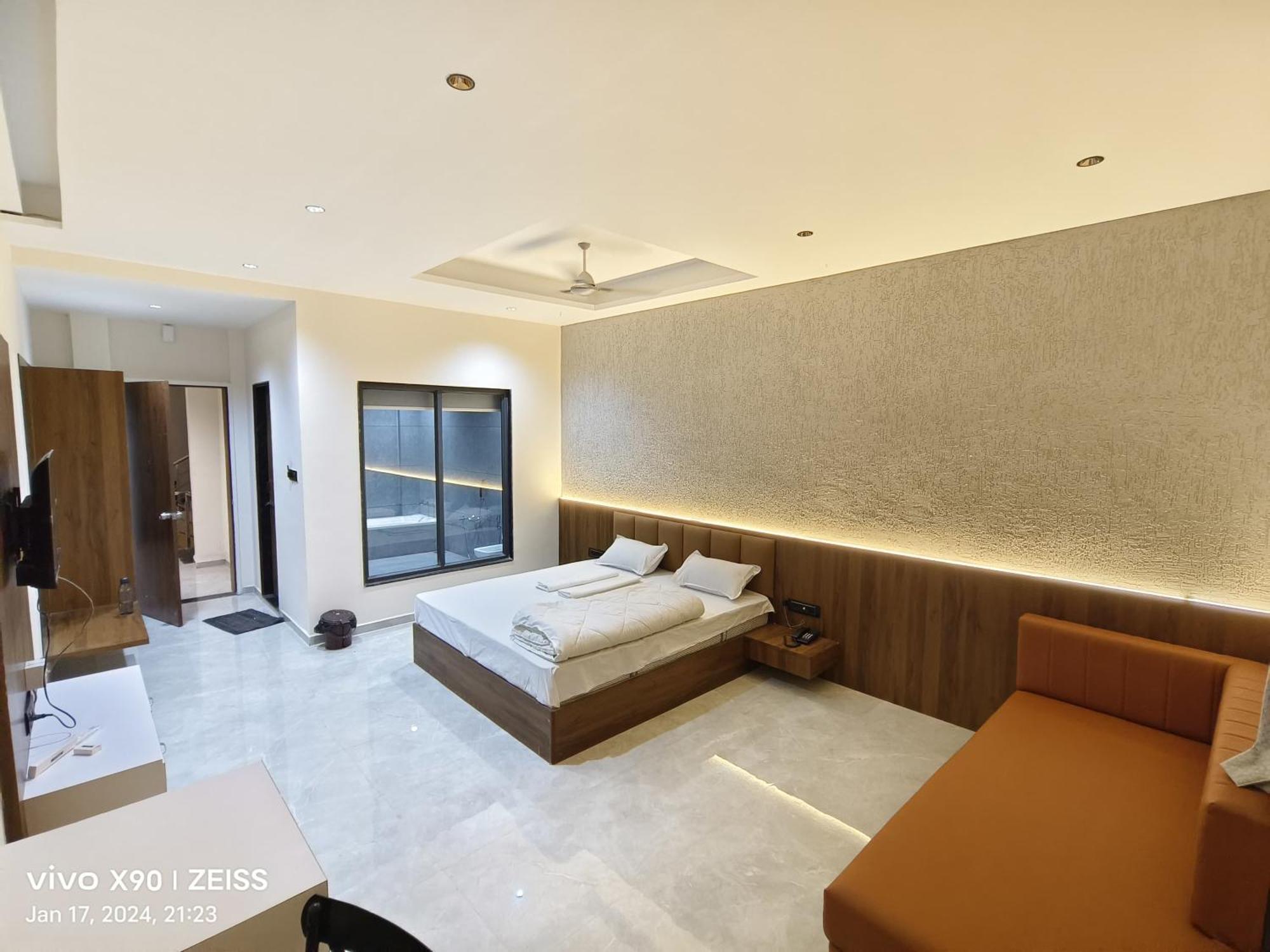 Hotel The Grand Khodiyar Visnagar エクステリア 写真